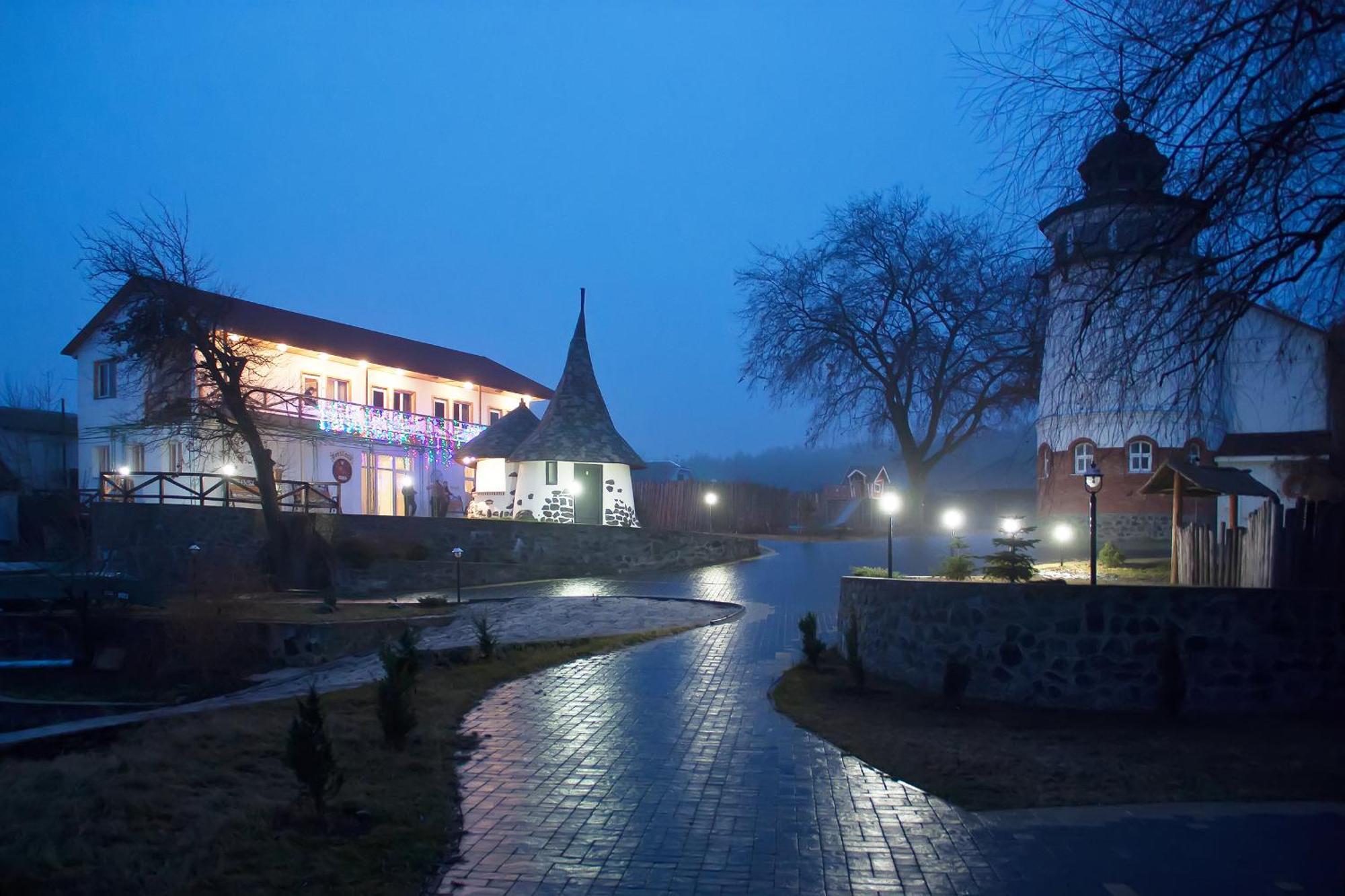 Mayak Resort Kamjanyi Potoki Kültér fotó