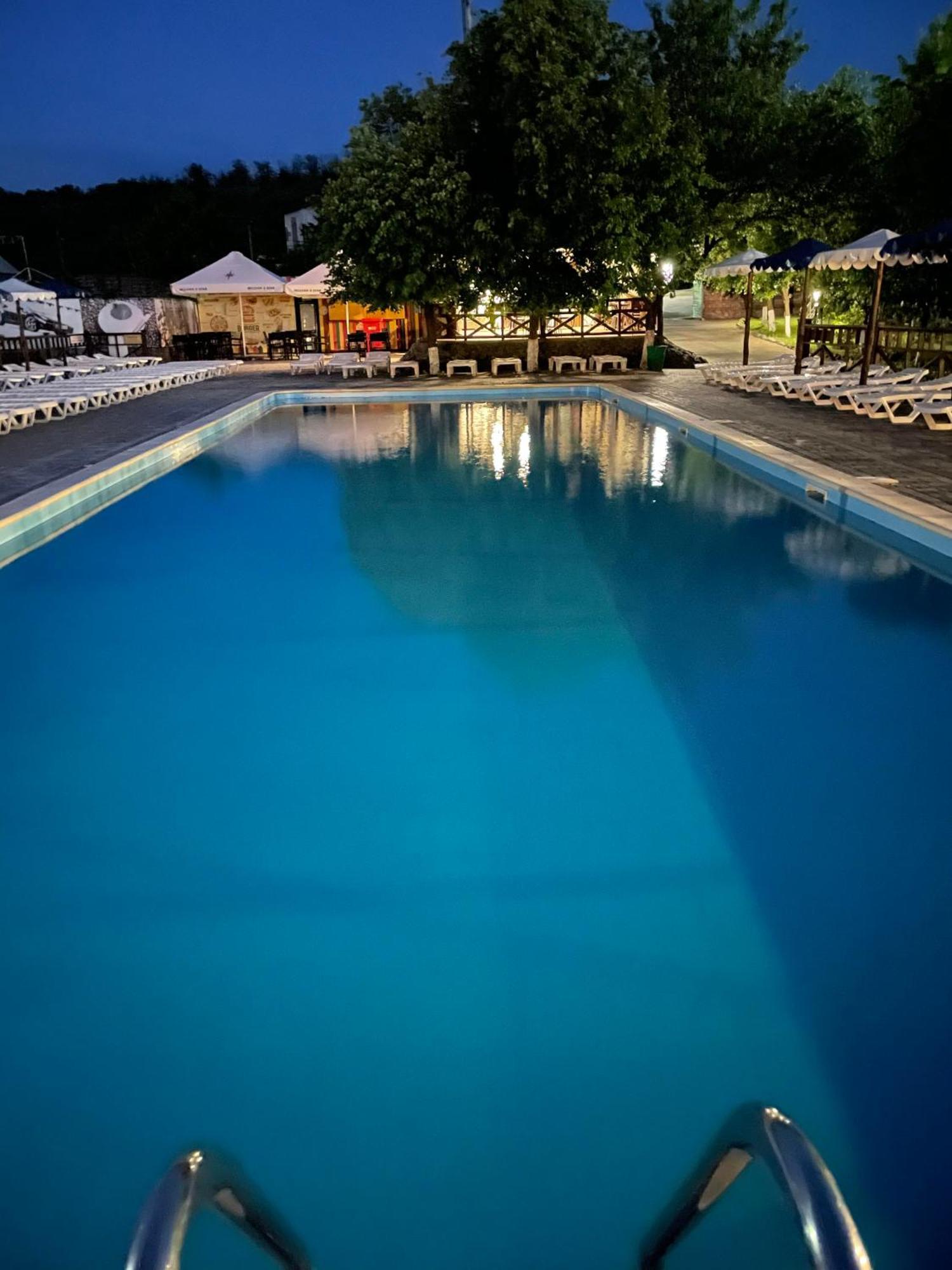 Mayak Resort Kamjanyi Potoki Kültér fotó